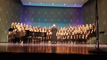 Madison Youth Choirs Combined Girlchoirs Spring Concert 15 CR Karen Brown